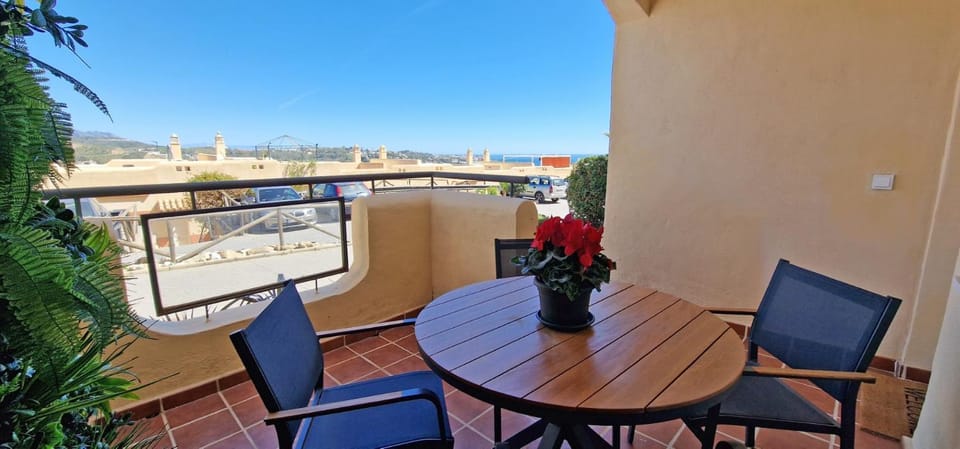 Balcony/Terrace, Balcony/Terrace