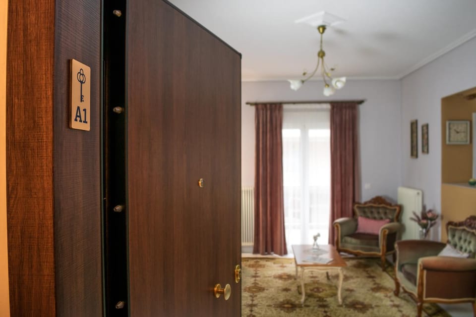 4keys House - Superior Apartment in Peloponnese Region