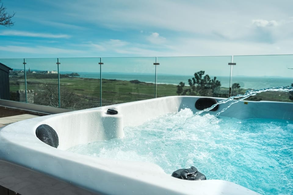 Hot Tub, Sea view