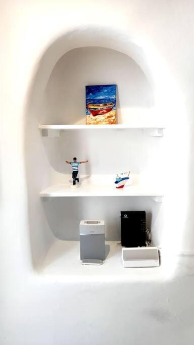 Bougainvillea Cave Suite - Old Town Apartment in Mykonos