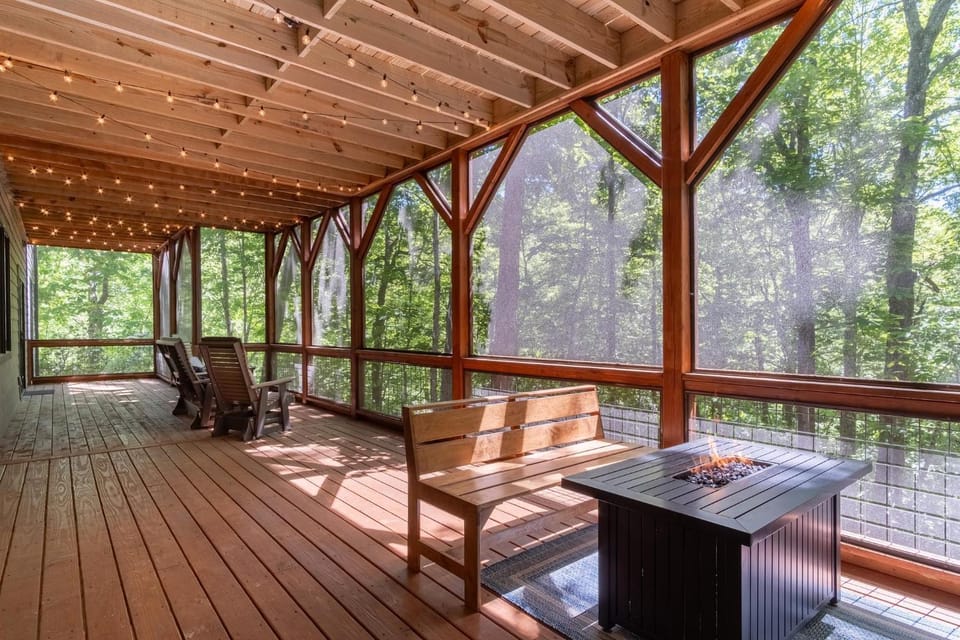 Canopy Creek Connestee Falls · Canopy Creek Luxury Home with F/P House in Tennessee