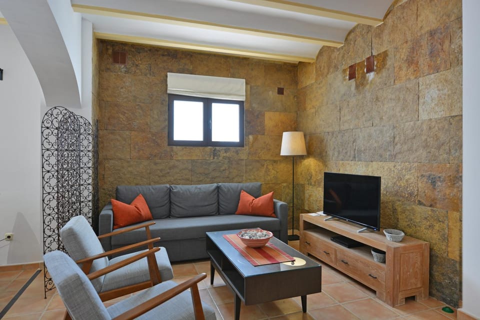 TV and multimedia, Living room, Seating area