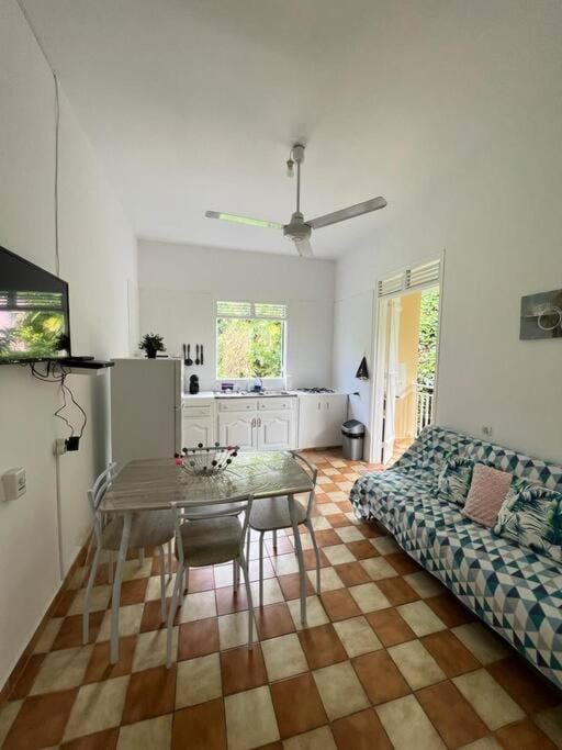 Charmante maison Apartment in Deshaies