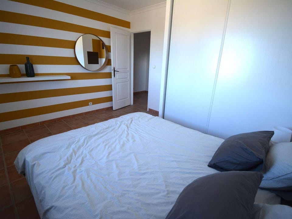 Maison à Saint-Remèze avec Piscine, 8 Pers, Animaux Acceptés, Jardin 2000m² et Studio Indépendant - FR-1-382-201 House in Provence-Alpes-Côte d'Azur