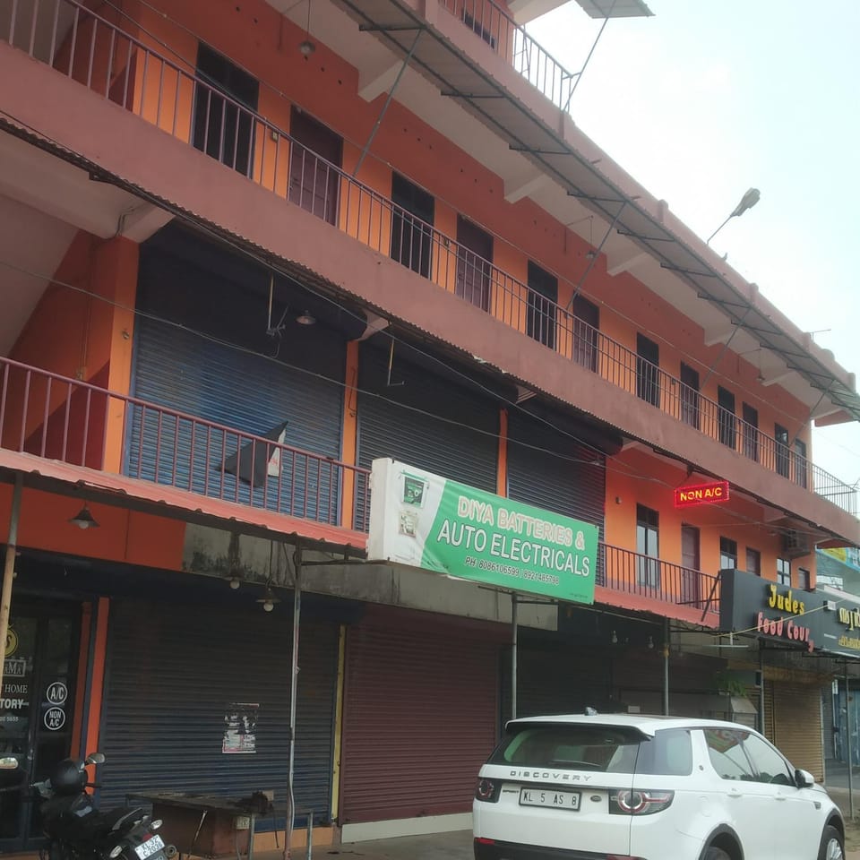 Property building, Street view, Parking