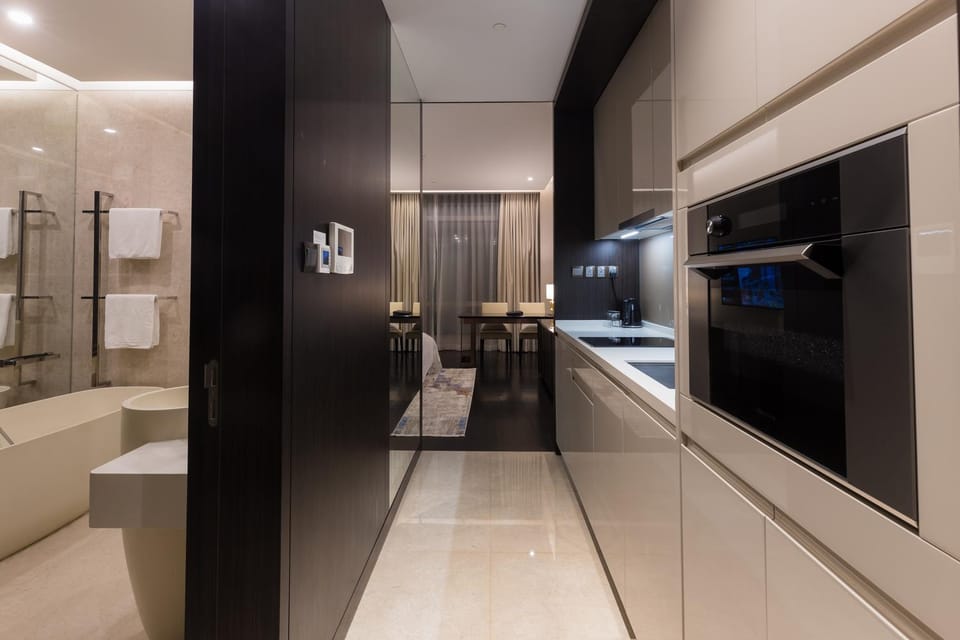 Shower, Kitchen or kitchenette