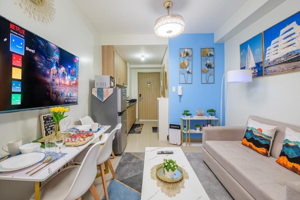 TV and multimedia, Living room, Seating area, Dining area, minibar