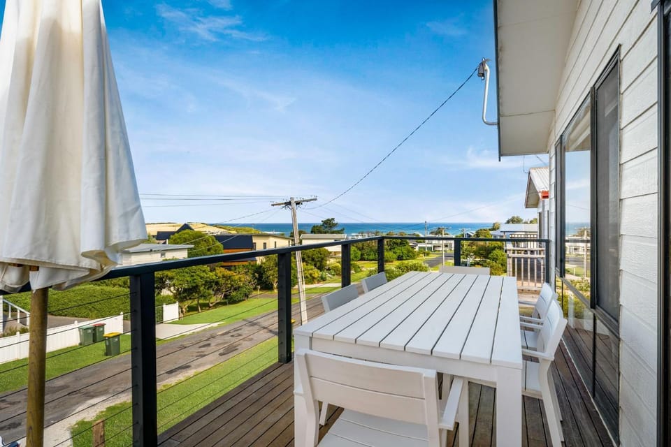 Badhuset House in Smiths Beach