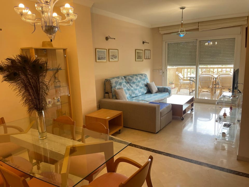 Espectacular primera linea de playa Apartment in Torremolinos