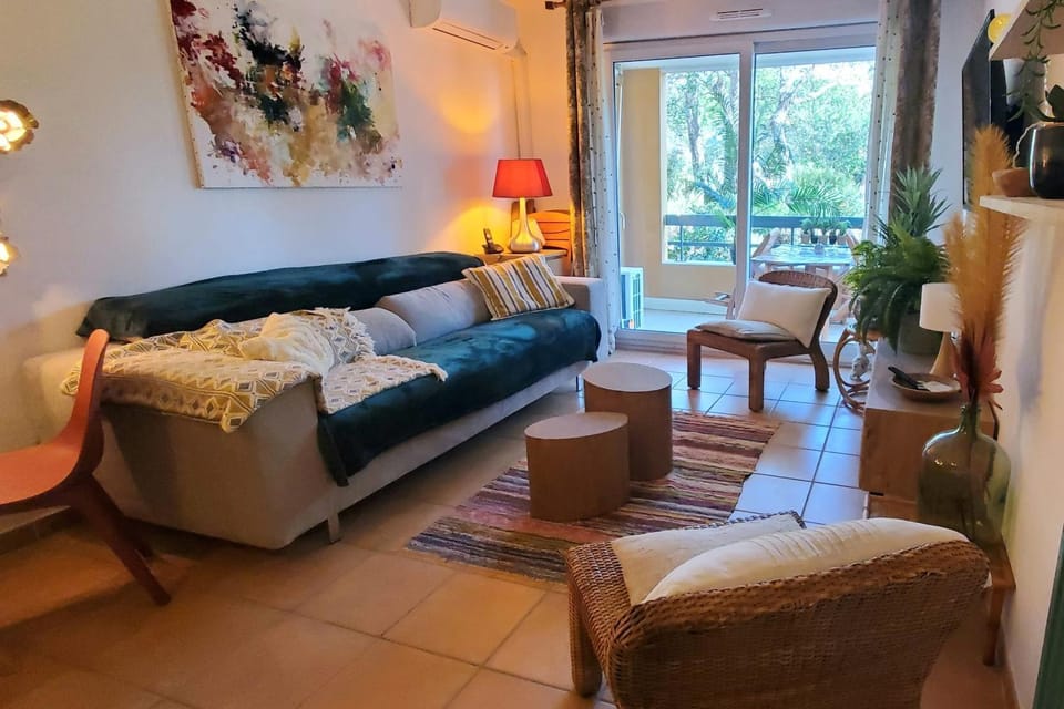 Résidence standing - T2 terrace with pool Apartment in Fréjus
