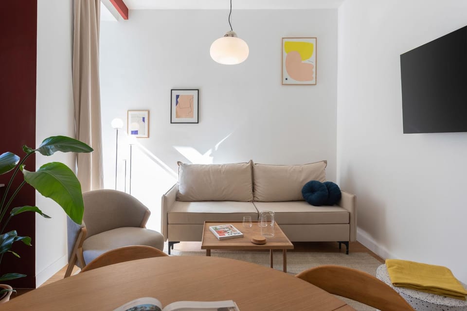 Living room, Seating area