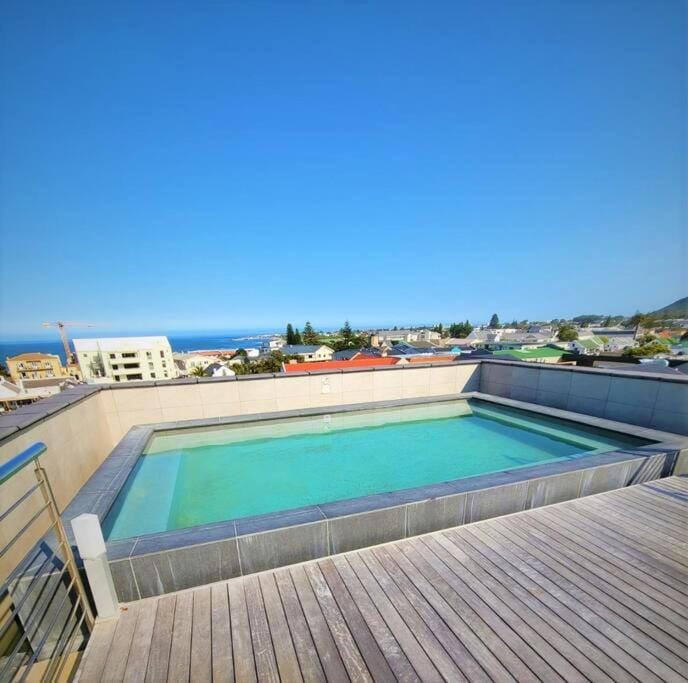 Day, Mountain view, Pool view, Sea view, Swimming pool