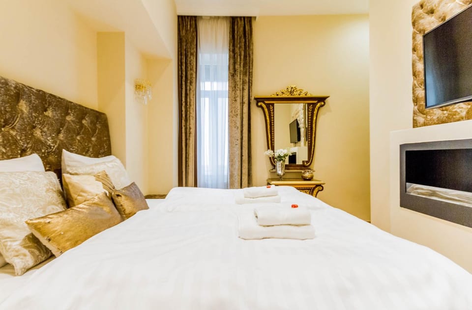 Principe Luxury Suite Next to Parliament Apartment in Budapest