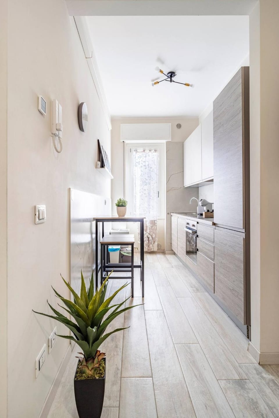 Kitchen or kitchenette, minibar, pet friendly, stove