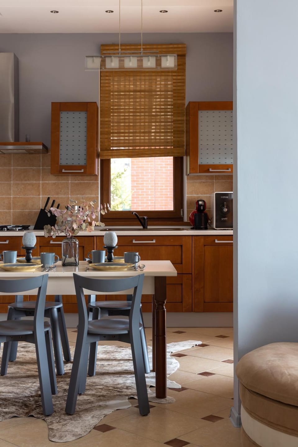 Kitchen or kitchenette, Dining area, minibar, pet friendly, stove