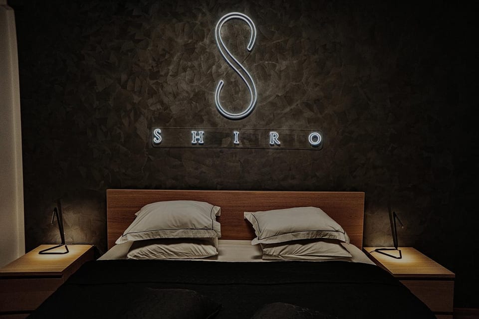 Bed, Property logo or sign, Bedroom