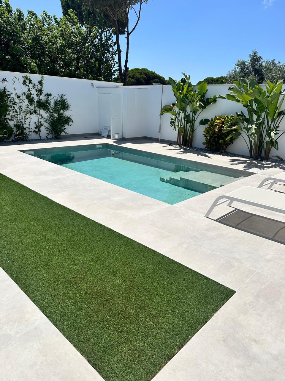 Garden view, Swimming pool, Swimming pool