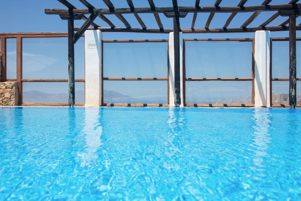 Luxurious Traditional Home Villa in Mykonos, Mikonos 846 00, Greece