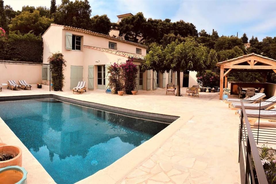 Villa Ty Bonheurs Les Issambres vue mer magnifique Villa in Roquebrune-sur-Argens