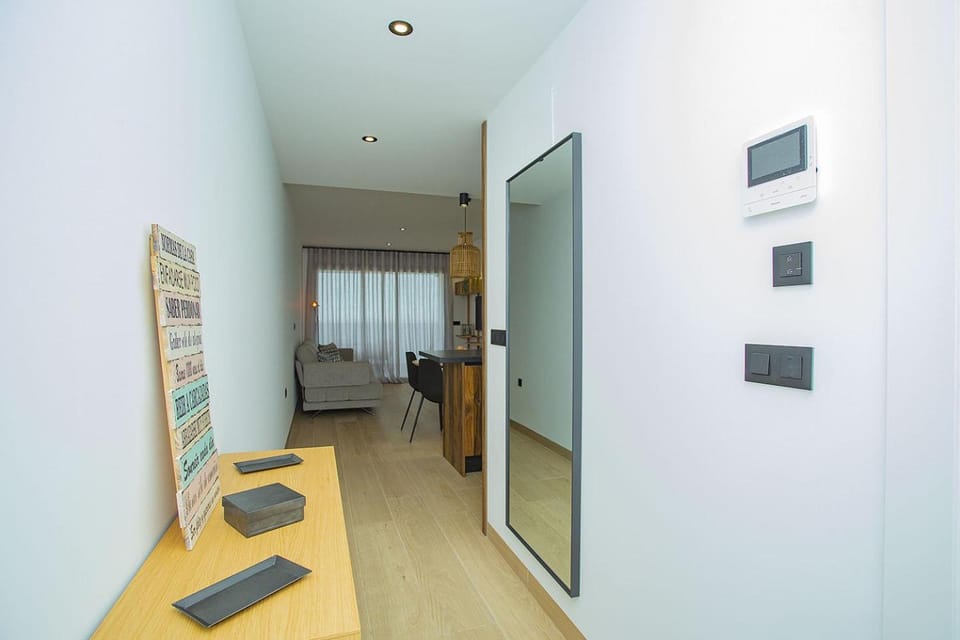 Photo of the whole room, hair dresser