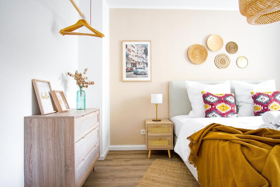 Bed, Bedroom
