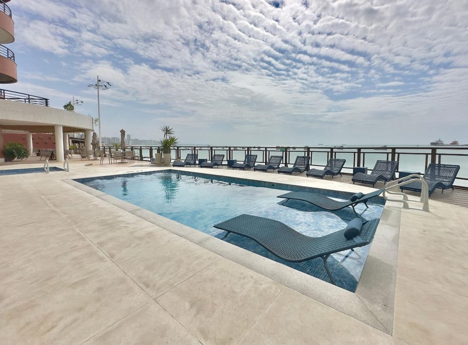 Apart-Hotel Iate Plaza, vista completa da Orla de Fortaleza House in Fortaleza