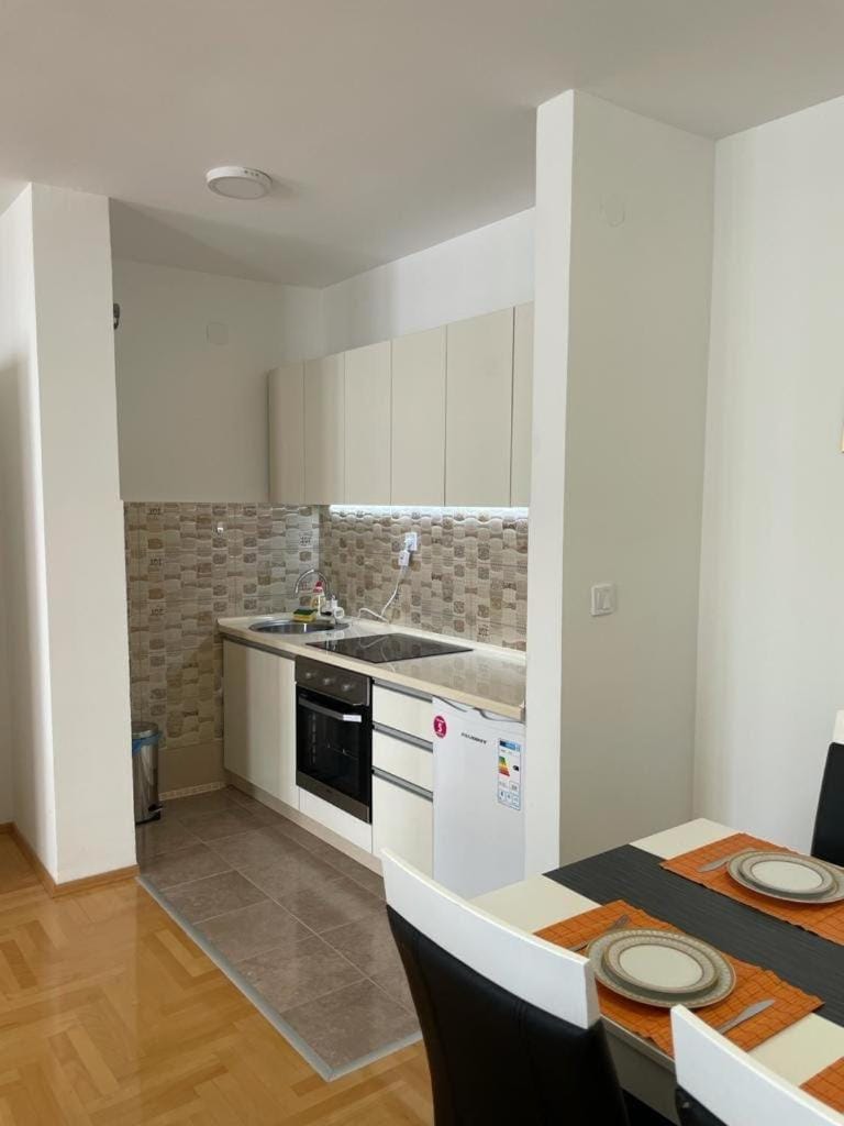Kitchen or kitchenette, pet friendly