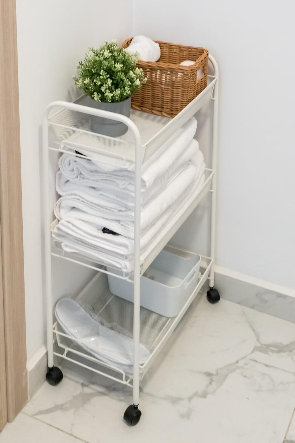 Bathroom, towels