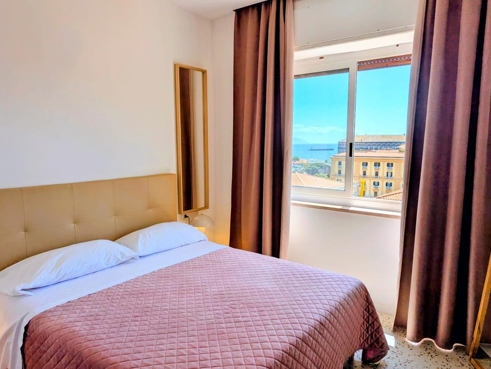Bed, Photo of the whole room, Bedroom, Sea view