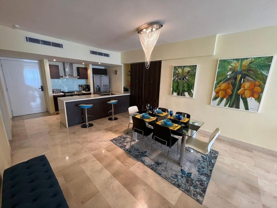 Hermoso y cómodo apartamento con vista al mar Apartment in Panama City, Panama