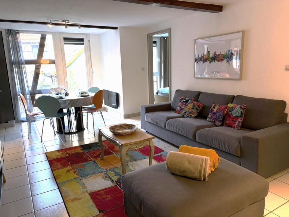 L'Appart avec terrasse - centre historique Apartment in Grand Est