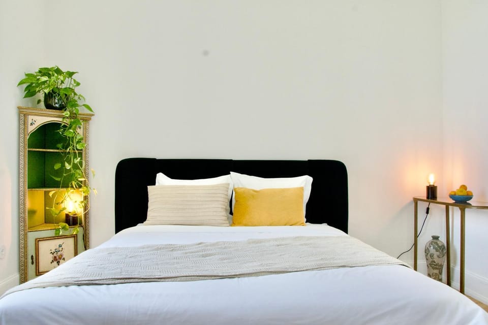 Bed, Bedroom