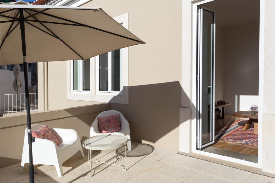 Day, Balcony/Terrace, Living room, Seating area