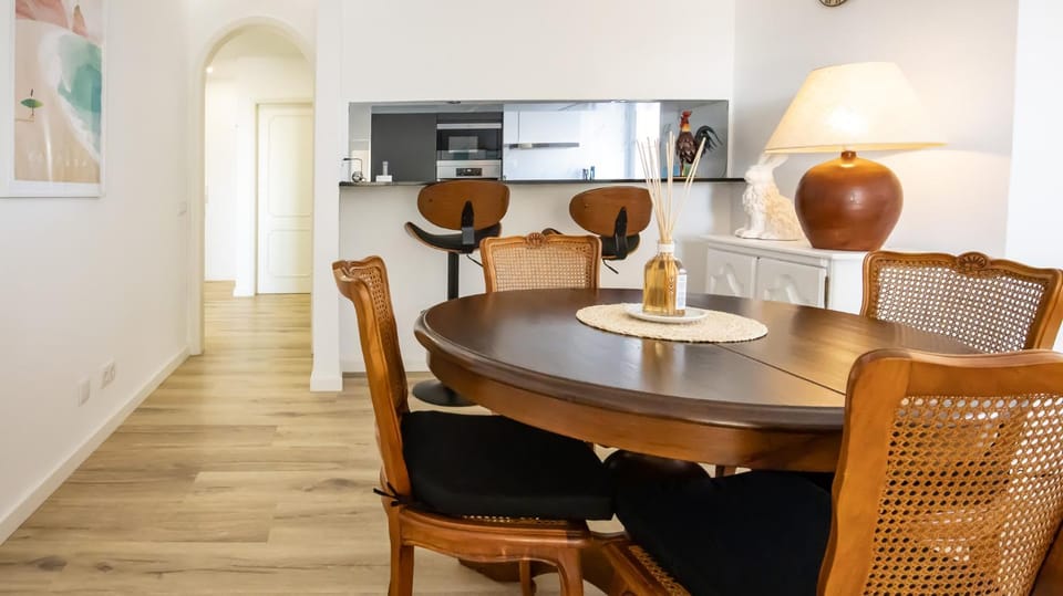 Kitchen or kitchenette, Living room, Dining area