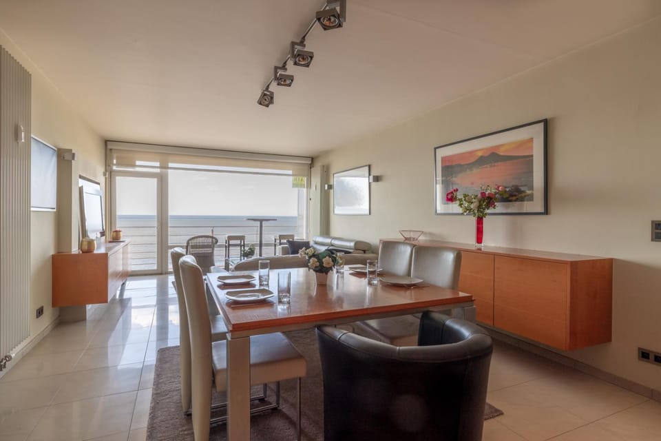 Balcony/Terrace, Balcony/Terrace, Living room, Seating area, Dining area, Sea view
