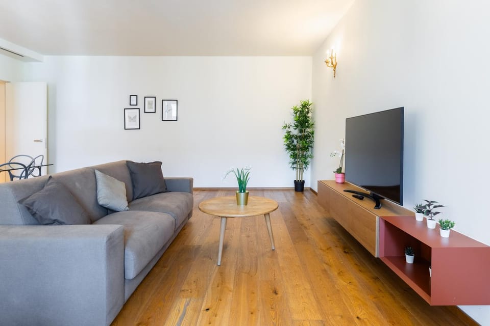 Hostdomus - Lagrange Luxury Apartment Apartment in Turin