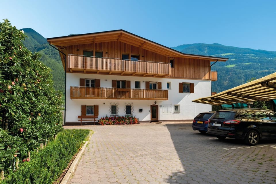 Property building, Parking