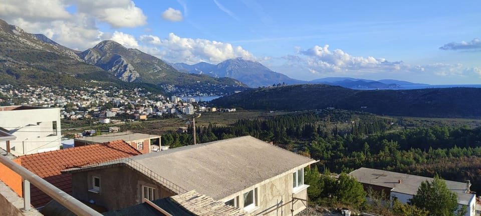 Apartmani Seaview Apartment in Montenegro
