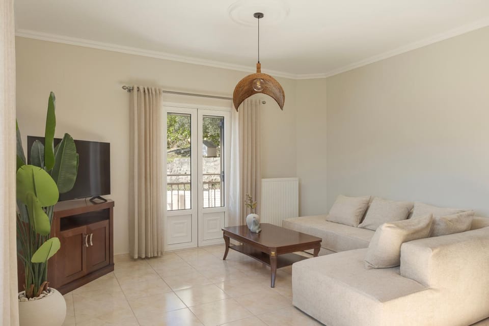 Fanis Elegant Argostoli great view Apartment Apartment in Argostolion