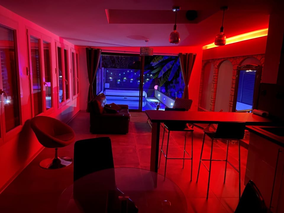 TV and multimedia, Living room