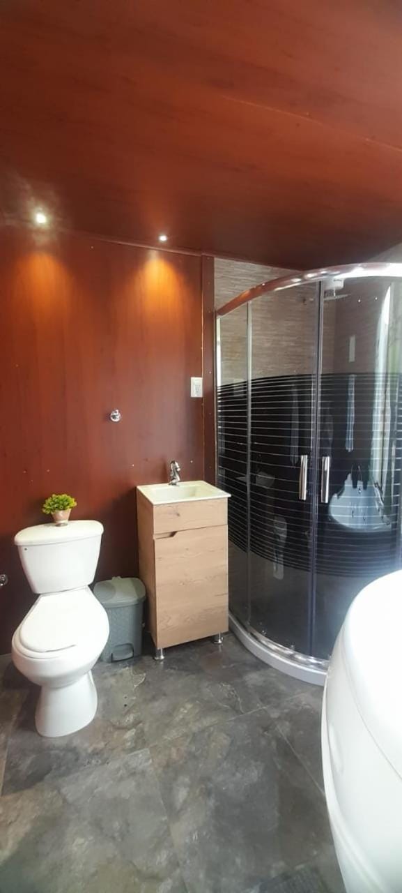 Glamping y Cabañas el Encanto los Lirios Luxury tent in Boyaca