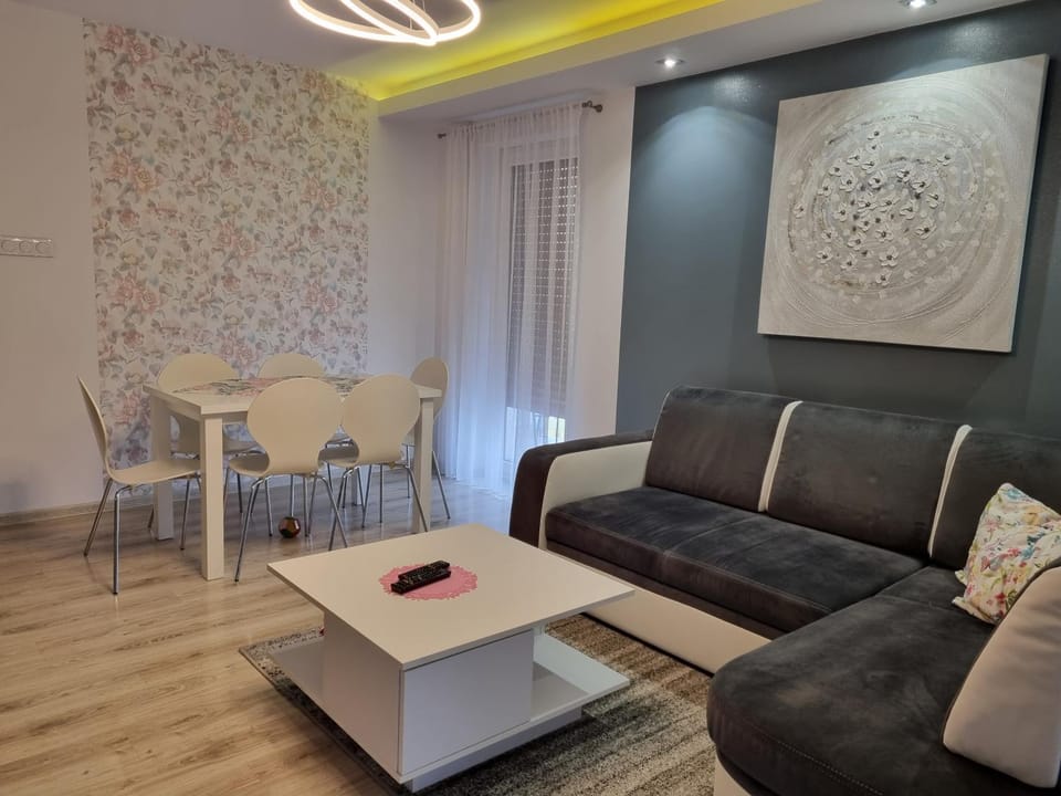 Apartament na obrzeżach Kalisza Apartment in Greater Poland Voivodeship