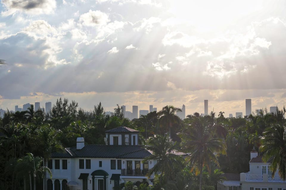 View (from property/room), City view