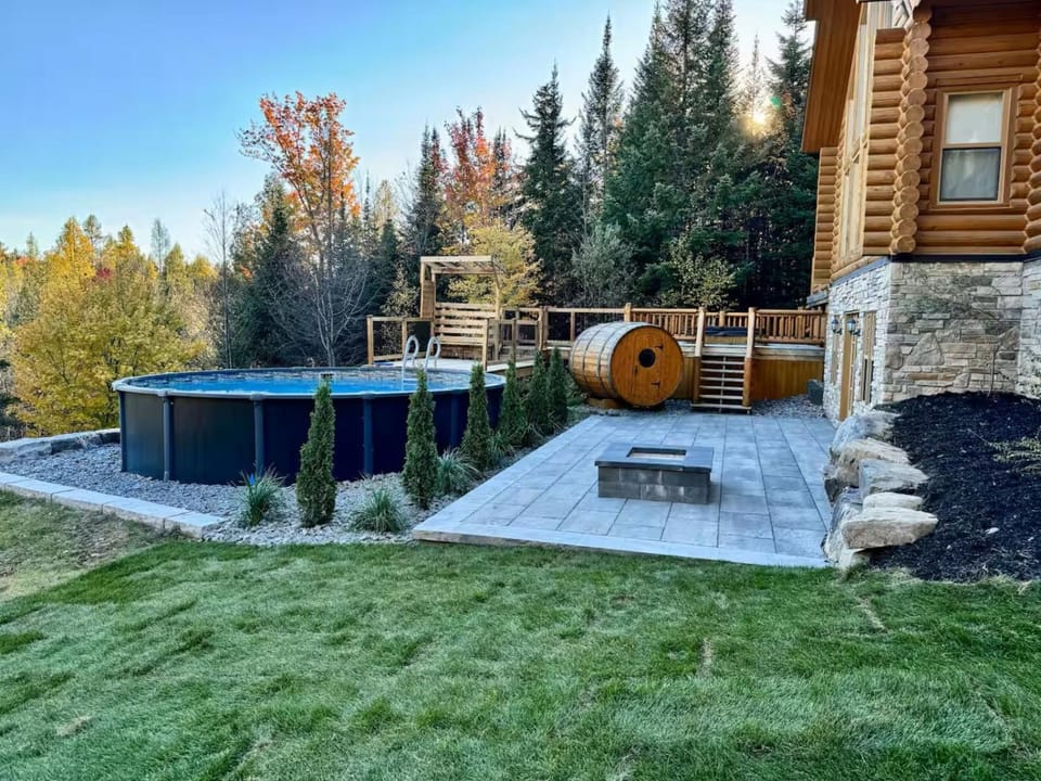 Garden, Swimming pool