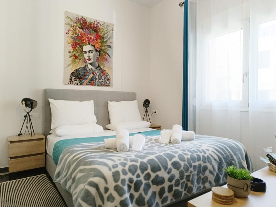 Bed, Bedroom