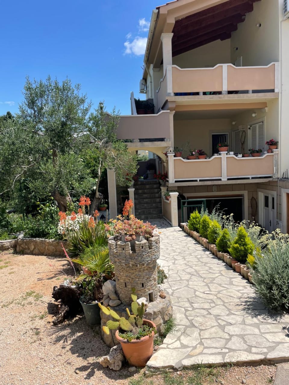 Property building, Garden, Garden view