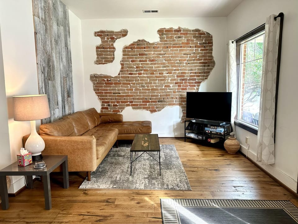 Turn of the Century Gem on the park, downtn STR576 House in Salida