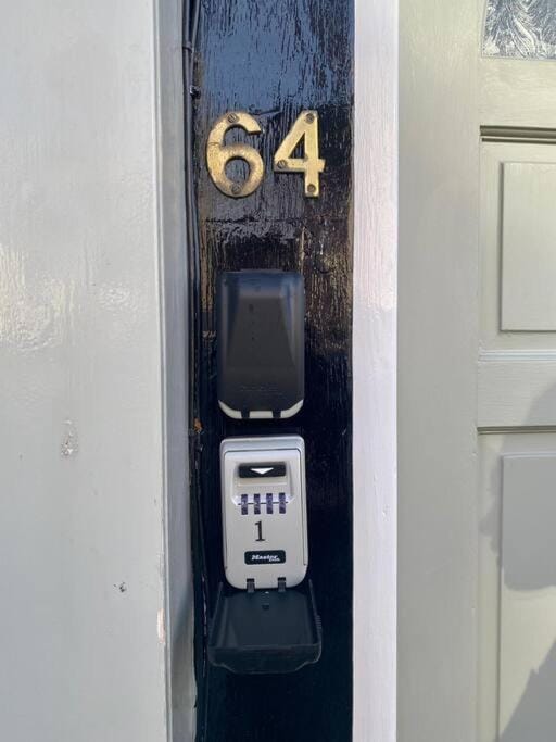 64 Bath Road - ground floor Apartment in Cheltenham
