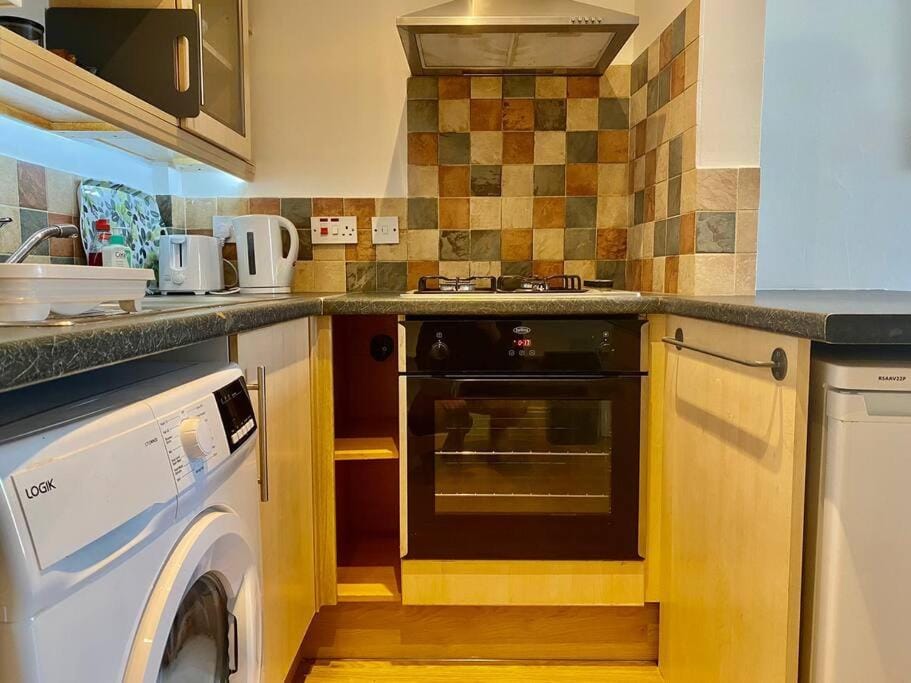 64 Bath Road - ground floor Apartment in Cheltenham