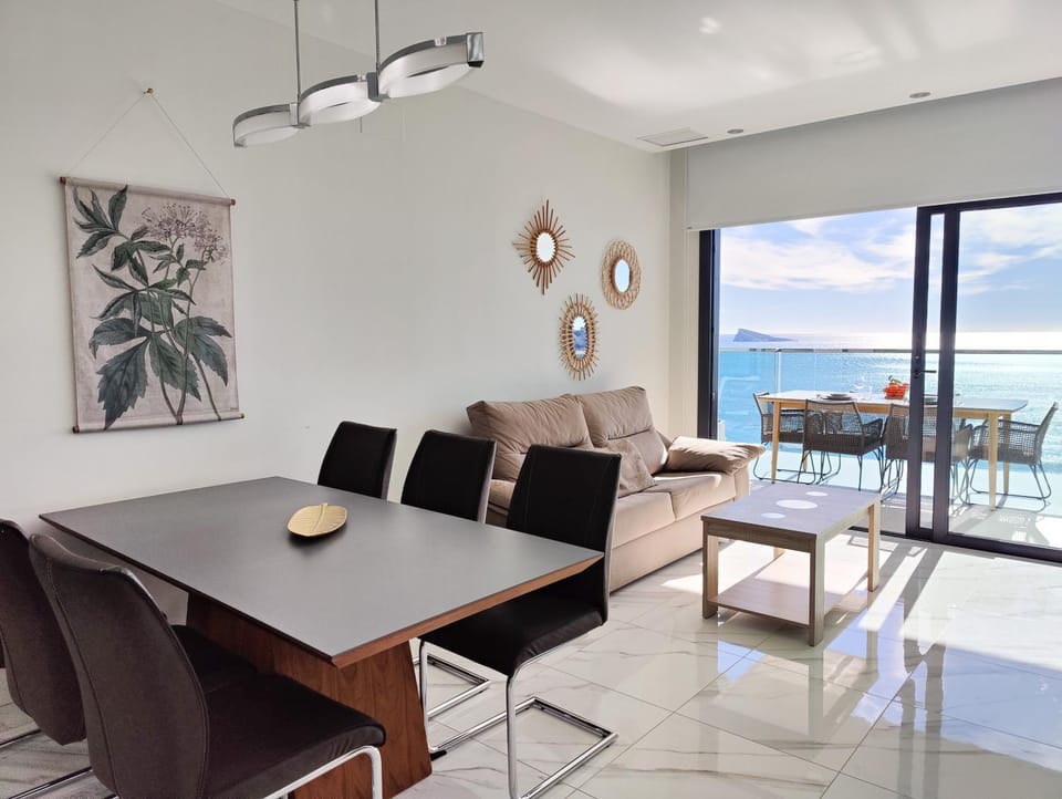 View (from property/room), Living room, Seating area, Dining area